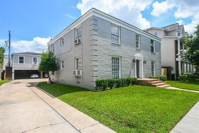 Primary Photo - 2722 Wroxton Rd