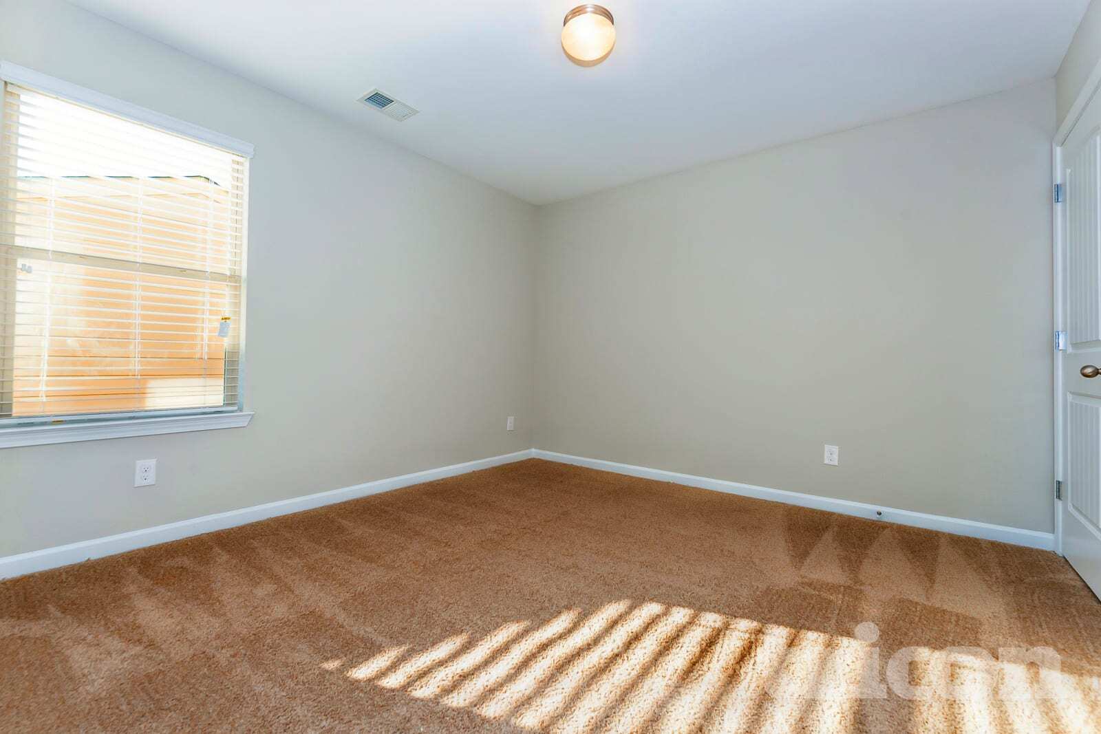 Building Photo - 317 Parkview Pl Dr
