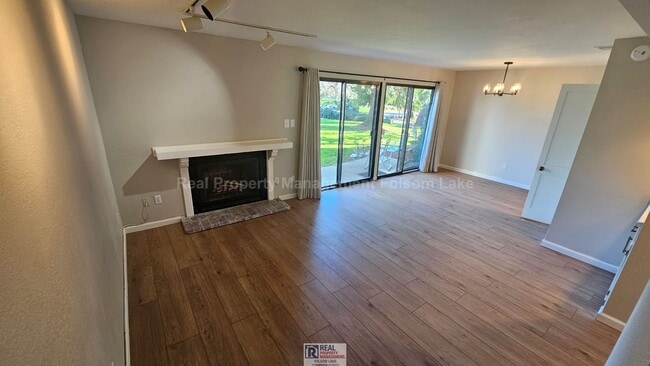 Building Photo - Coming Soon: Updated 2BR Townhome w/ Private Fenced Patio & Garage – Cameron Park