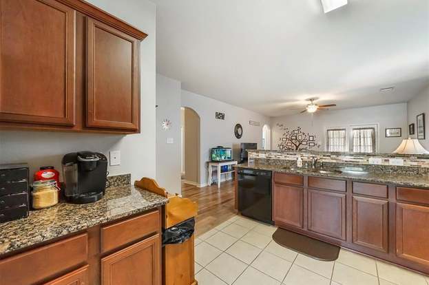 Building Photo - 5114 Harbor Palm Dr