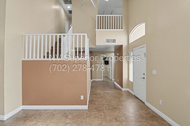 Building Photo - NW!! 4 bedrooms!! Bed & Bath DownStairs!!! RV Parking!!! Synthetic Grass Front yard!! Real Grass ...