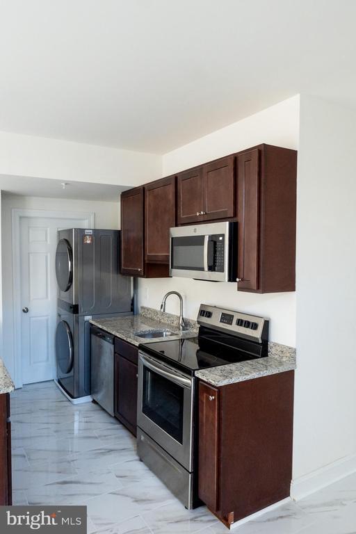 Building Photo - 21 Old Bonifant Rd