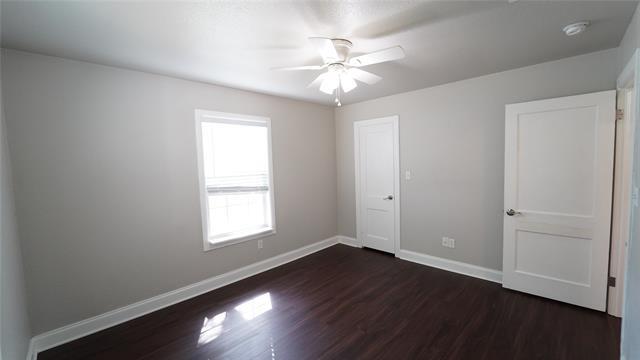 Building Photo - 313 E Columbia St