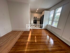 Building Photo - 7 Greenville St