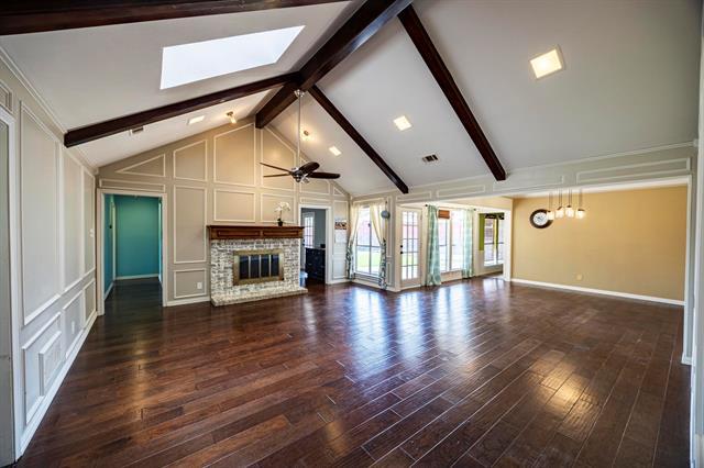 Building Photo - 2508 Chamberlain Dr