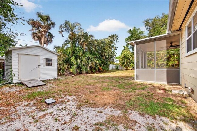 Building Photo - 1420 Maravilla Ave