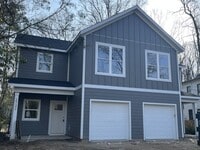 Building Photo - 2732 Catalina Ave