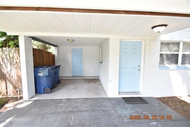 Building Photo - 1106 E Seneca Ave