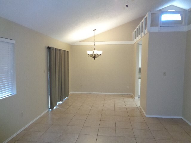 Building Photo - 709 Short Mill Run