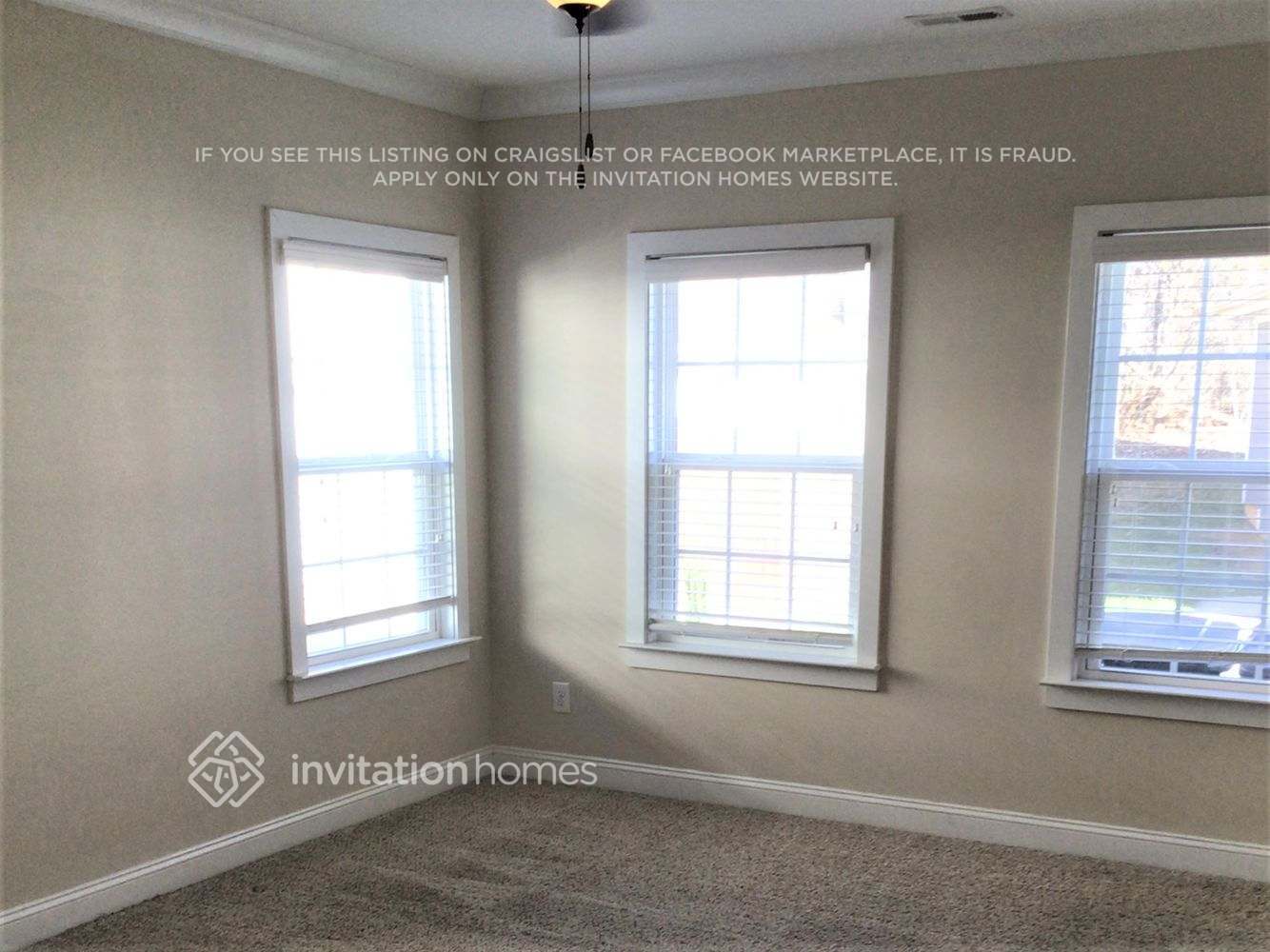 Building Photo - 14051 Old Vermillion Dr