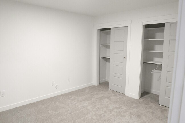 Building Photo - 406 W 3075 N