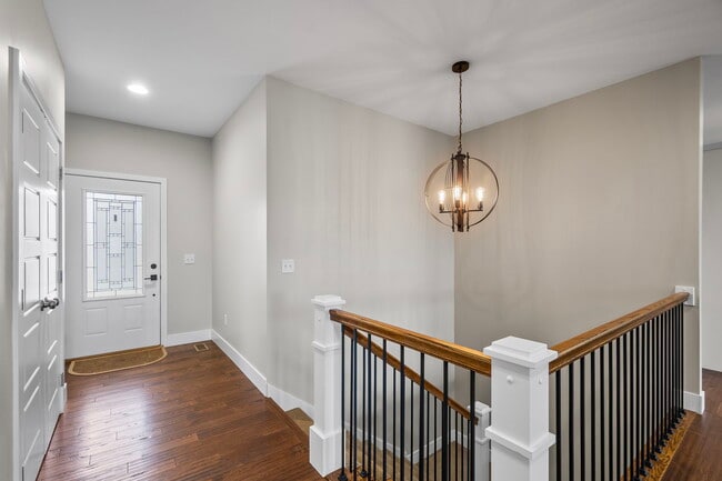 Building Photo - 145 Summerfield Way