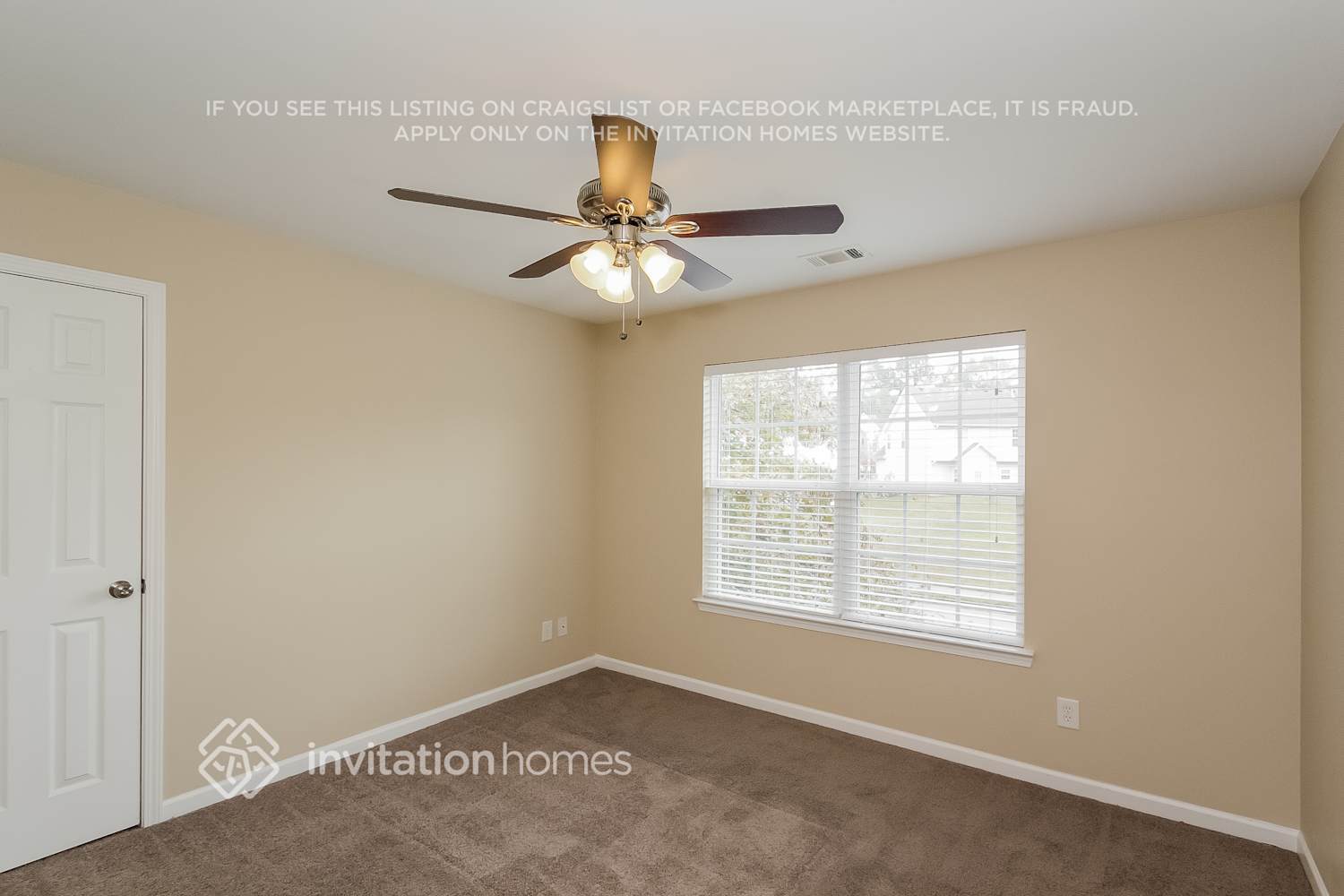 Building Photo - 920 Lakeside Ct