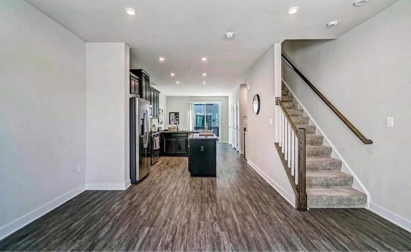 Building Photo - 2820 Arts Vista Blvd