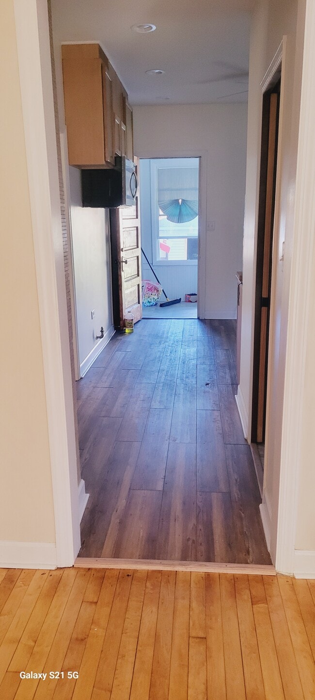 Building Photo - 3807 N Narragansett Ave