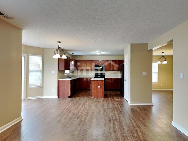 Building Photo - 1230 Highland Lake Way