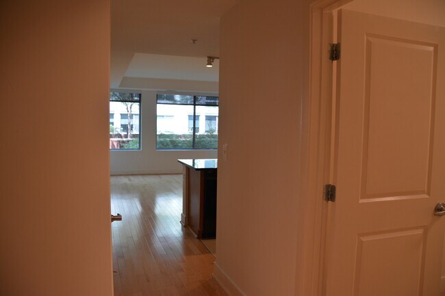 Building Photo - 4101 Albemarle St NW