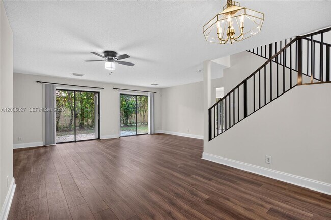 Building Photo - 587 NW 38th Ave
