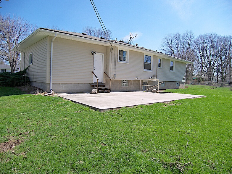 Building Photo - 25 Abby Ln
