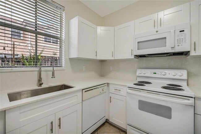 Building Photo - 12172 SW 124th Path