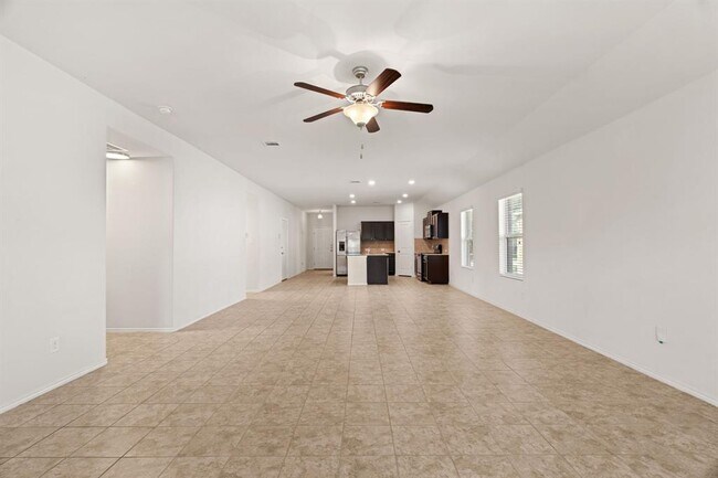 Building Photo - 817 Tabernash Dr