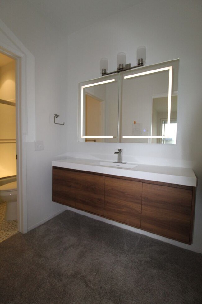 Building Photo - Coastal Ventura living – Gorgeous Ocean Views near Surfers Point