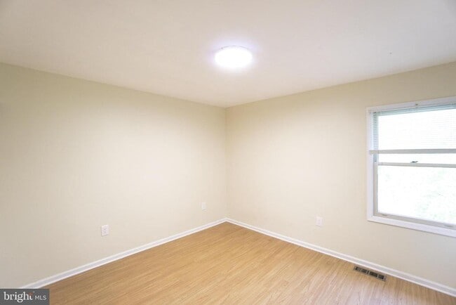 Building Photo - 1379 Gwynedale Way