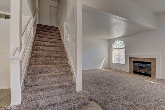 Building Photo - 8428 Majestic View Ave