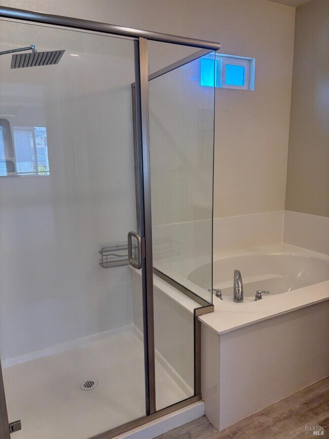 Building Photo - 5558 Kennedy Pl