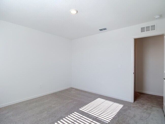 Building Photo - 10171 Boger Rnch Ct