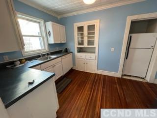 Building Photo - 17 Rossman Ave
