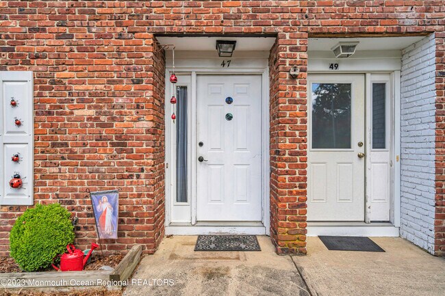 Building Photo - 47 Mizzen Dr