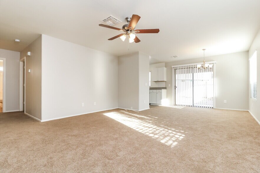 Building Photo - 14002 W Cornerstone Trail