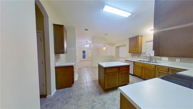 Building Photo - 100 Inman Dr