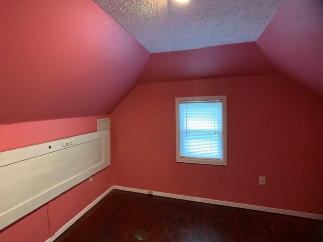 Building Photo - ADORABLE HOME IN CENTRAL MANHATTAN!