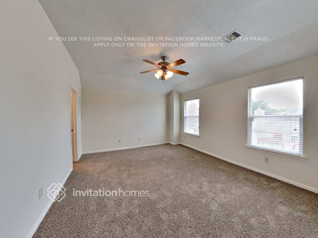 Building Photo - 810 Rosa Del Villa Ct