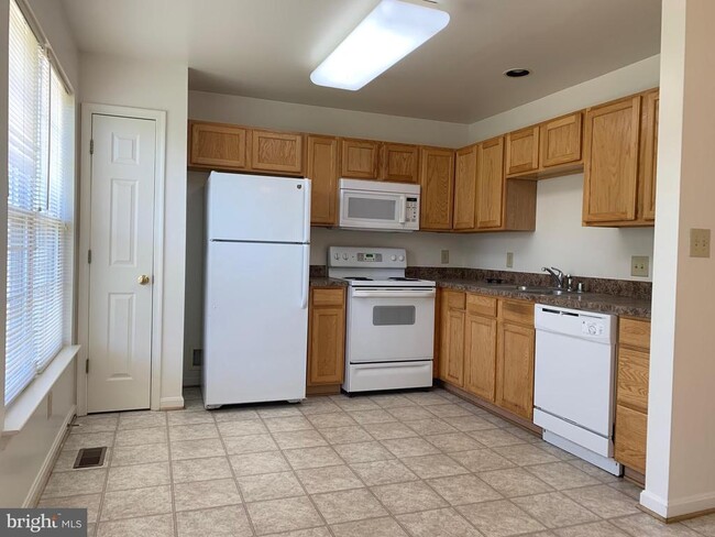 Building Photo - 10031 Gander Ct