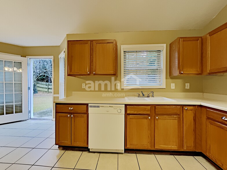 Building Photo - 3174 Baymount Way