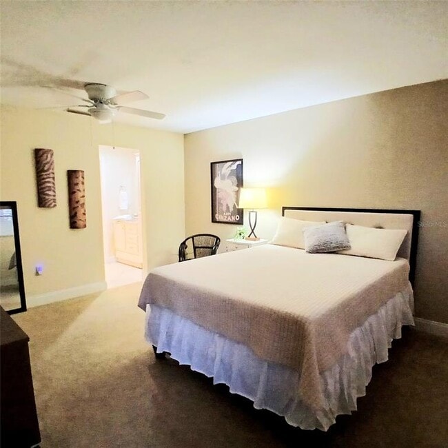 Building Photo - 7143 Wood Creek Dr