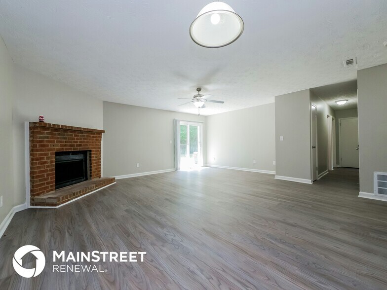 Building Photo - 9581 Briar Creek Ct