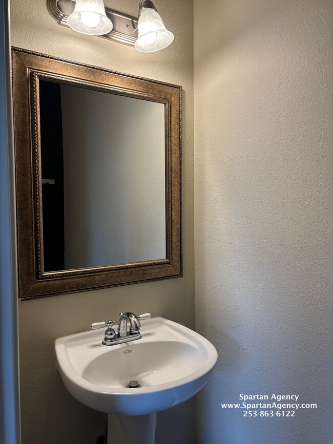 Building Photo - 18302 114th Ave E