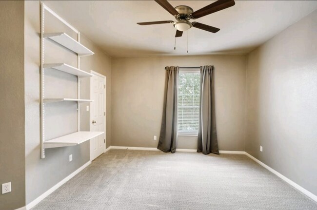 Building Photo - 1606 Buttercup Creek Blvd