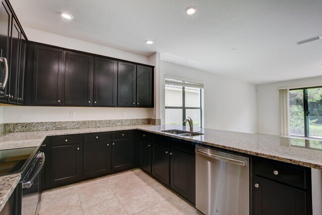 Building Photo - 8979 Gulf Run Way