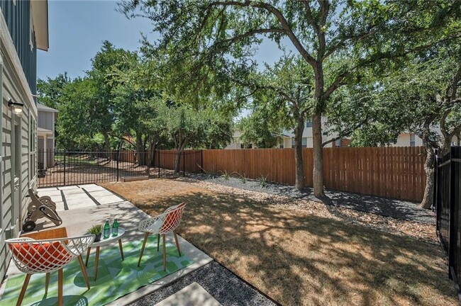 Building Photo - 10408 Abana Way