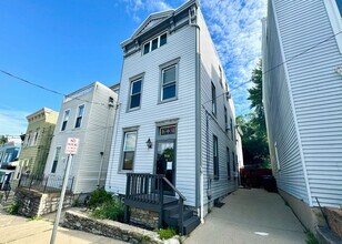 Building Photo - 308 Klotter Ave