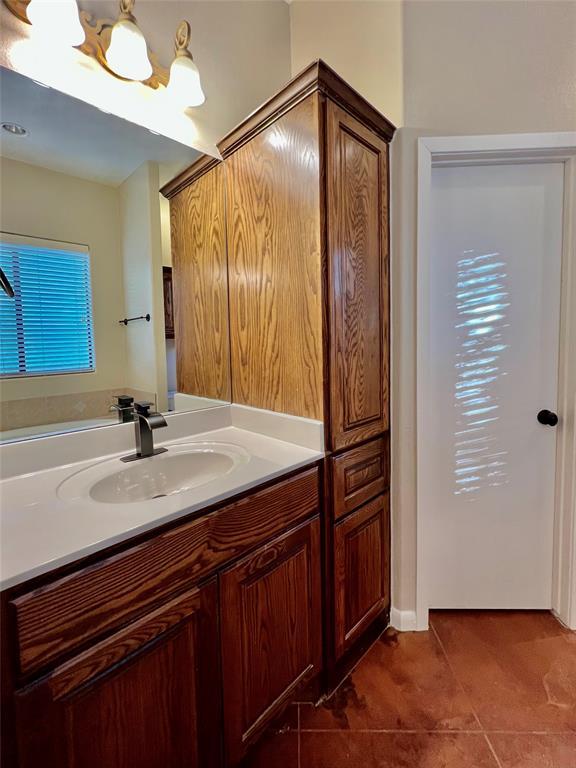 Building Photo - 2406 Indian Creek Rd