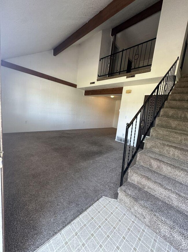 Building Photo - bedroom in Billings MT 59102