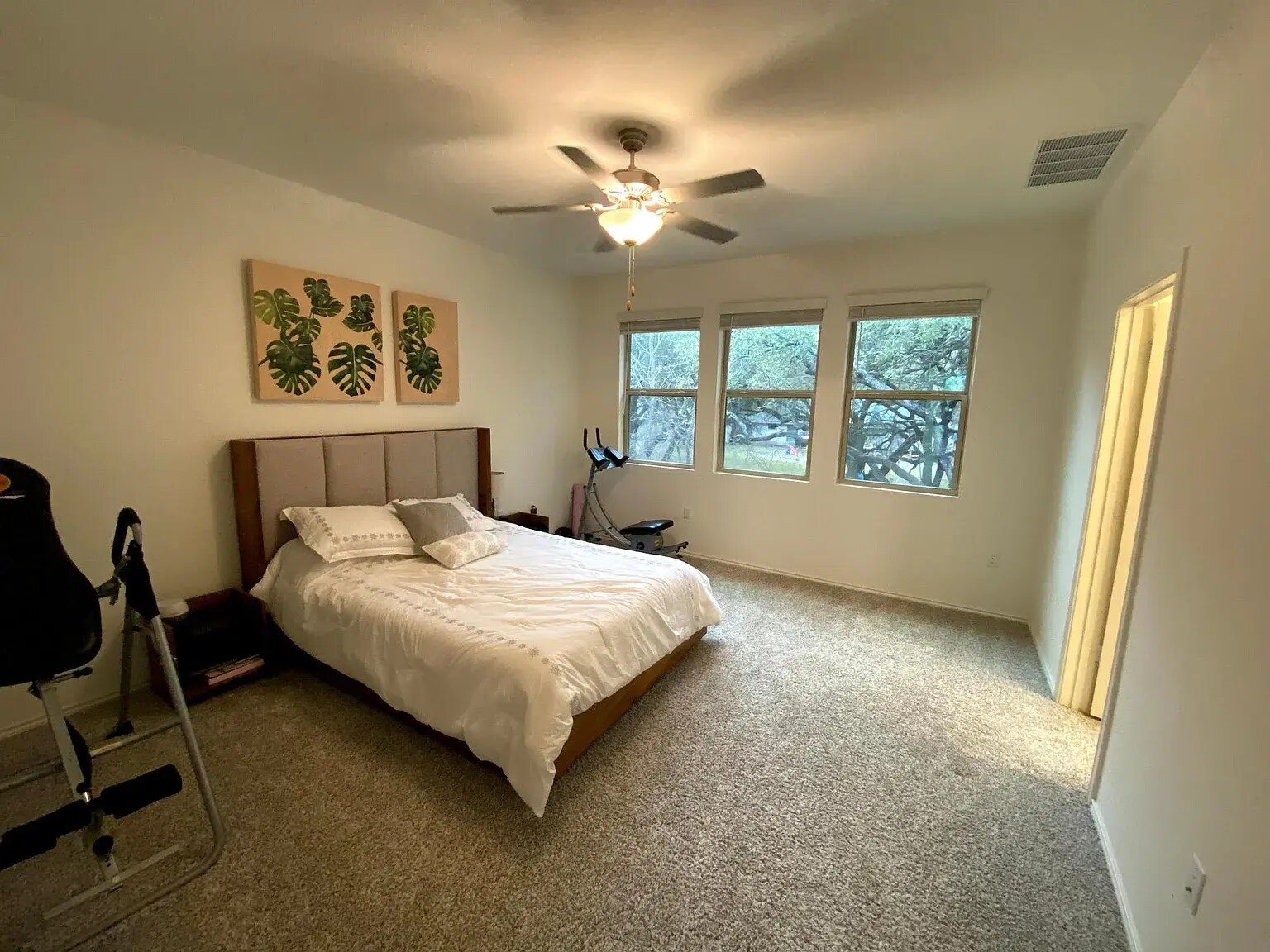 Building Photo - 10406 Bramble Berry Dr