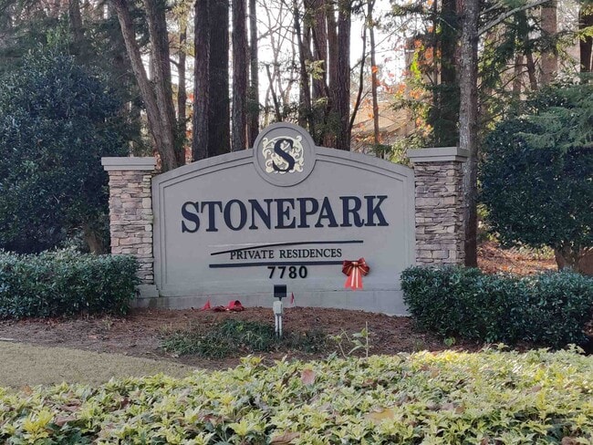 Building Photo - 4003 Wingate Way