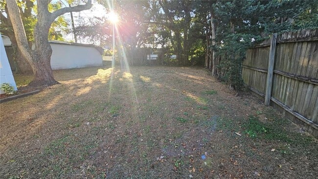 Building Photo - 1413 Warren Ave